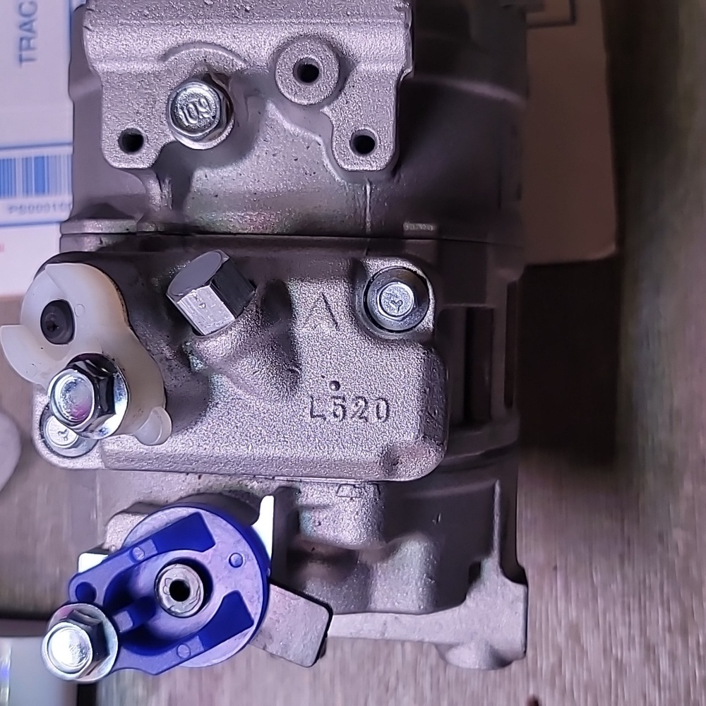 AC Auto Compressor - Picture 5 of 8